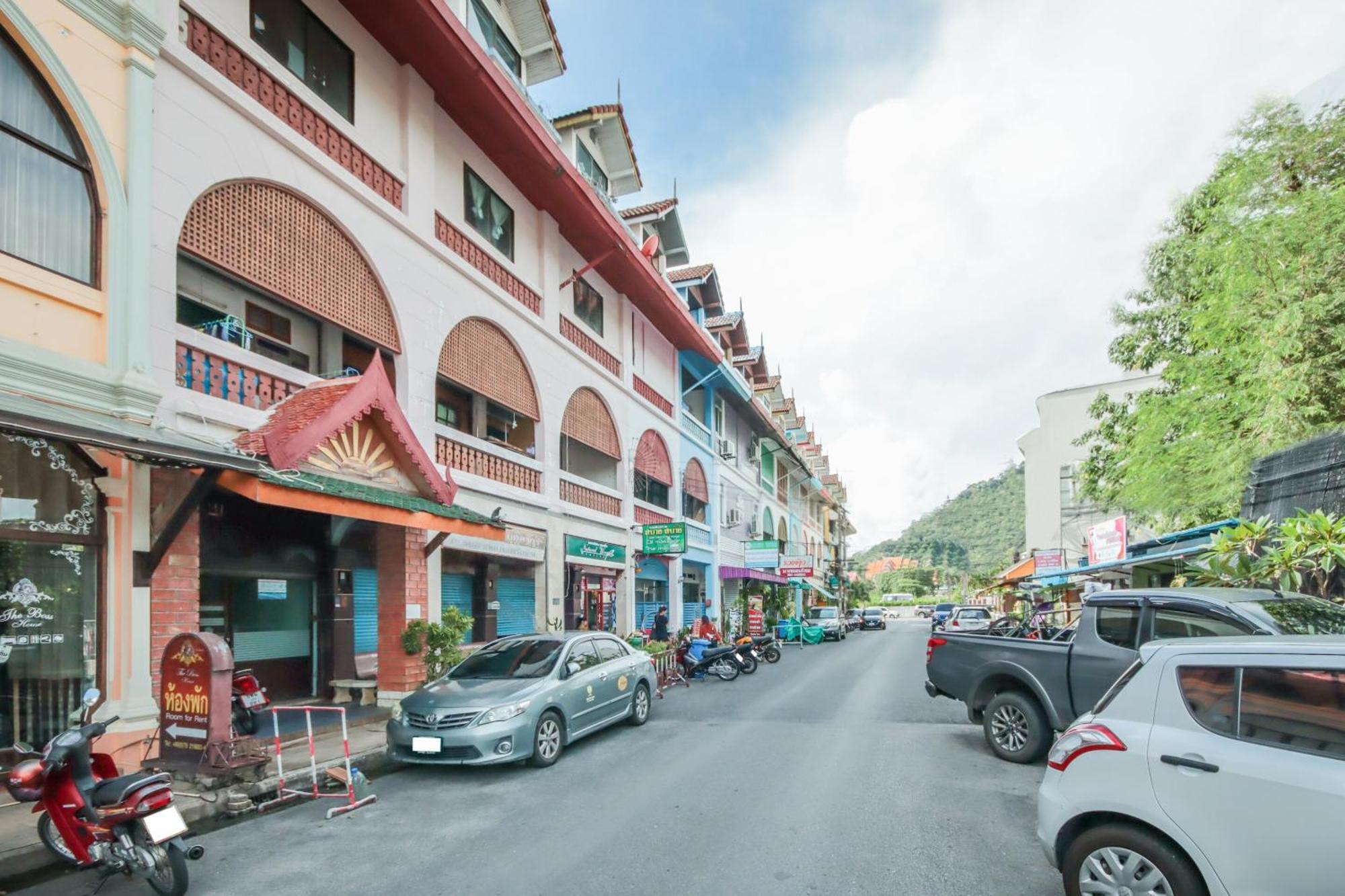 Oyo 1163 Eden Hostel Phuket Exterior foto