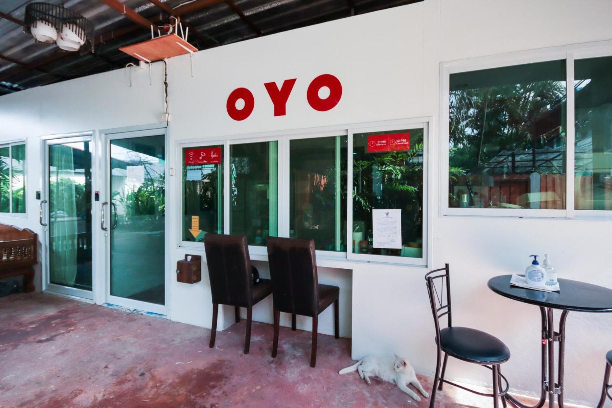 Oyo 1163 Eden Hostel Phuket Exterior foto