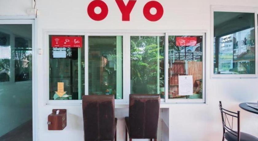 Oyo 1163 Eden Hostel Phuket Exterior foto